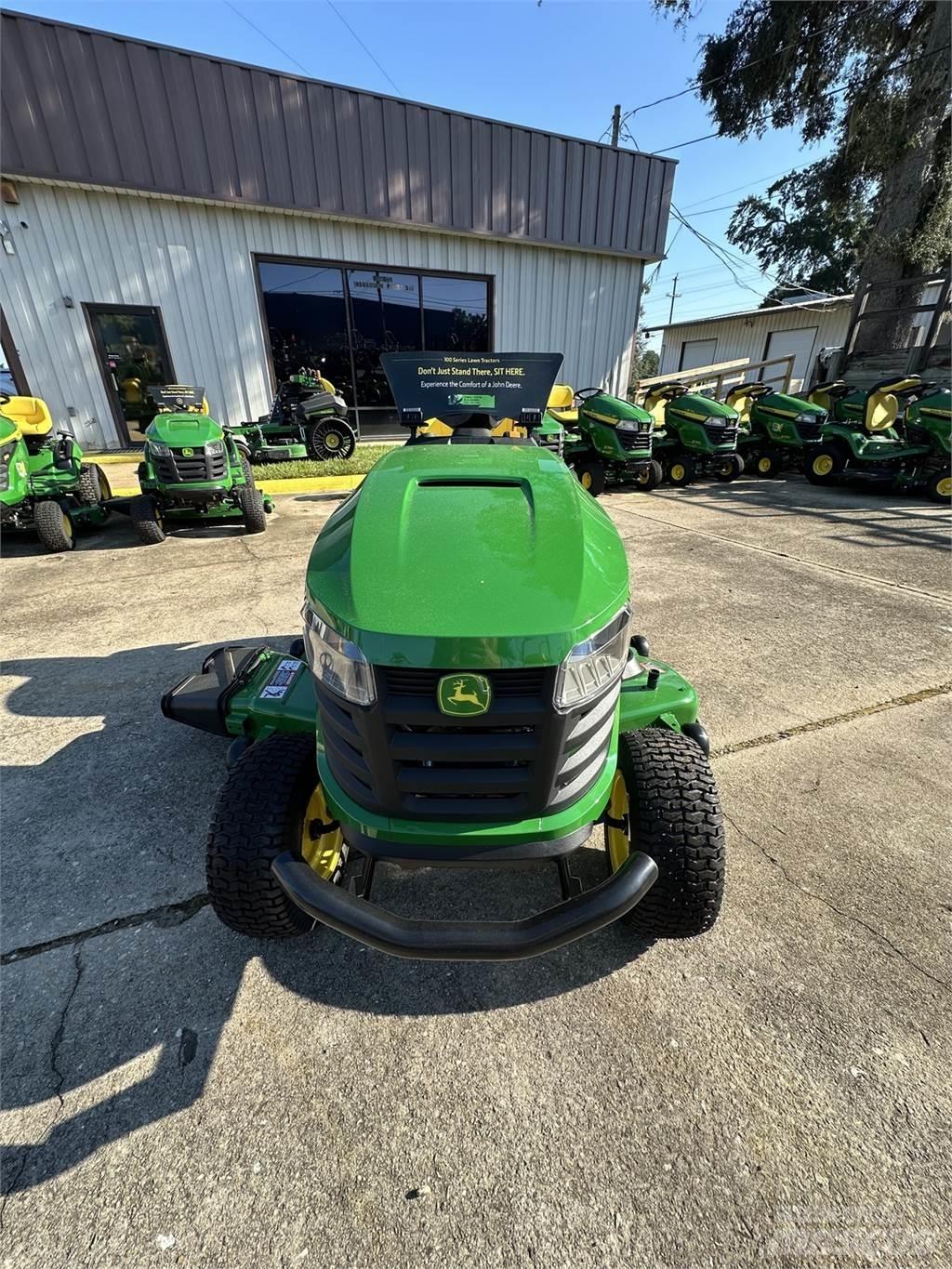 John Deere S180 Compact tractors