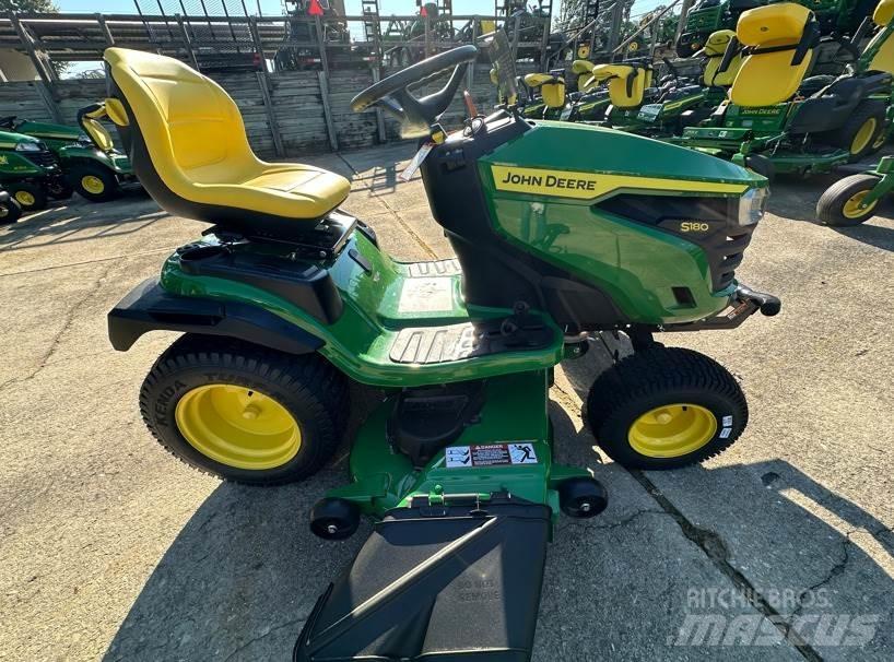 John Deere S180 Compact tractors