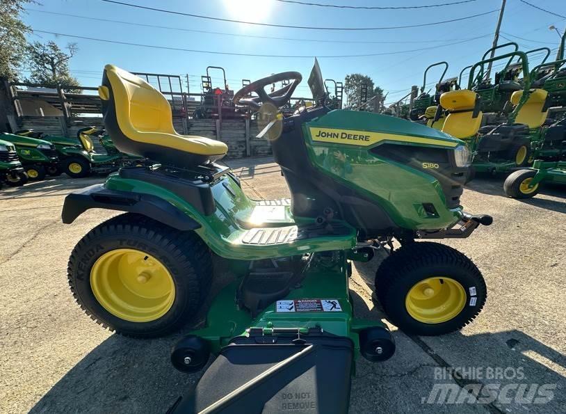 John Deere S180 Compact tractors