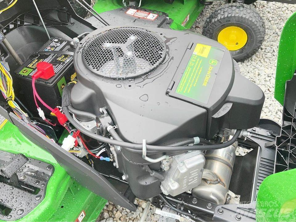 John Deere S240 Compact tractors