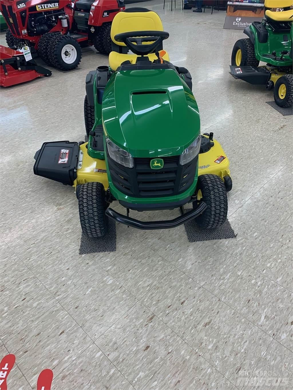 John Deere S240 Compact tractors