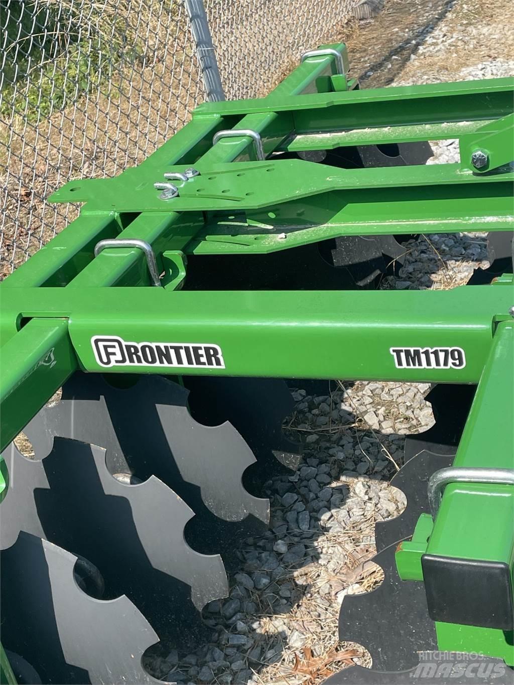 John Deere TM Disc harrows