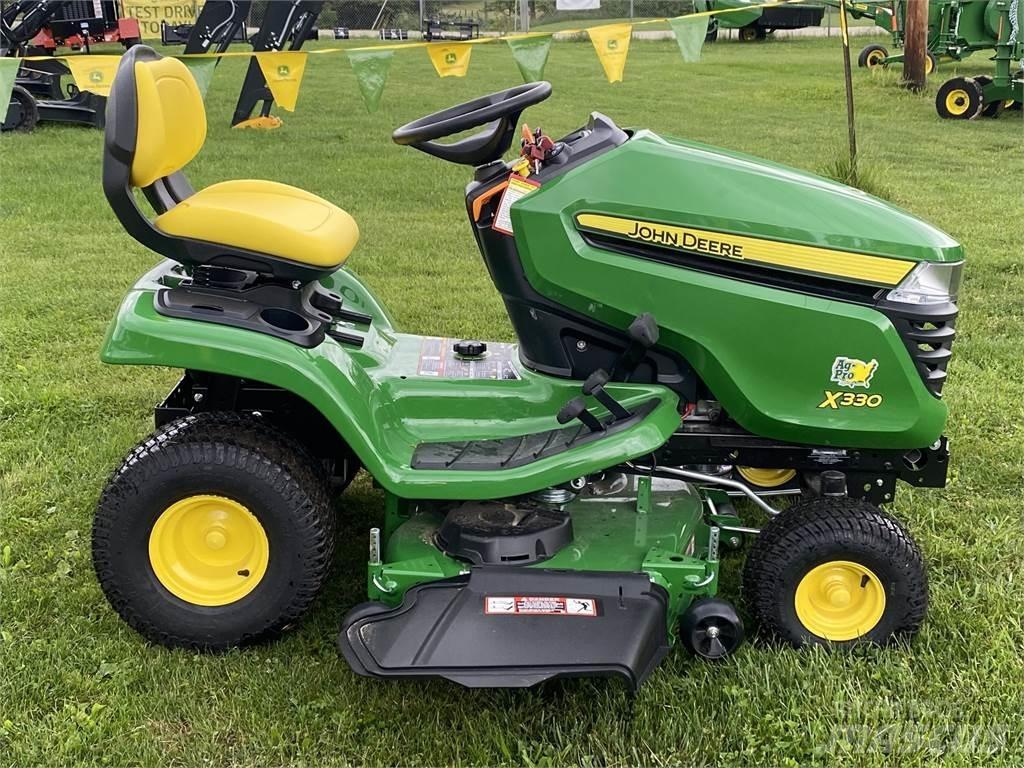 John Deere X330 Compact tractors