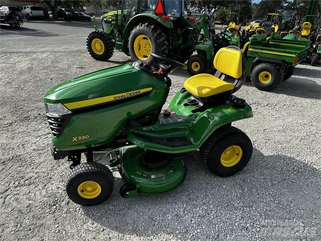 John Deere X330 Compact tractors