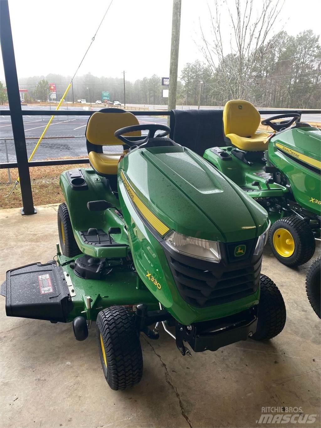 John Deere X330 Compact tractors