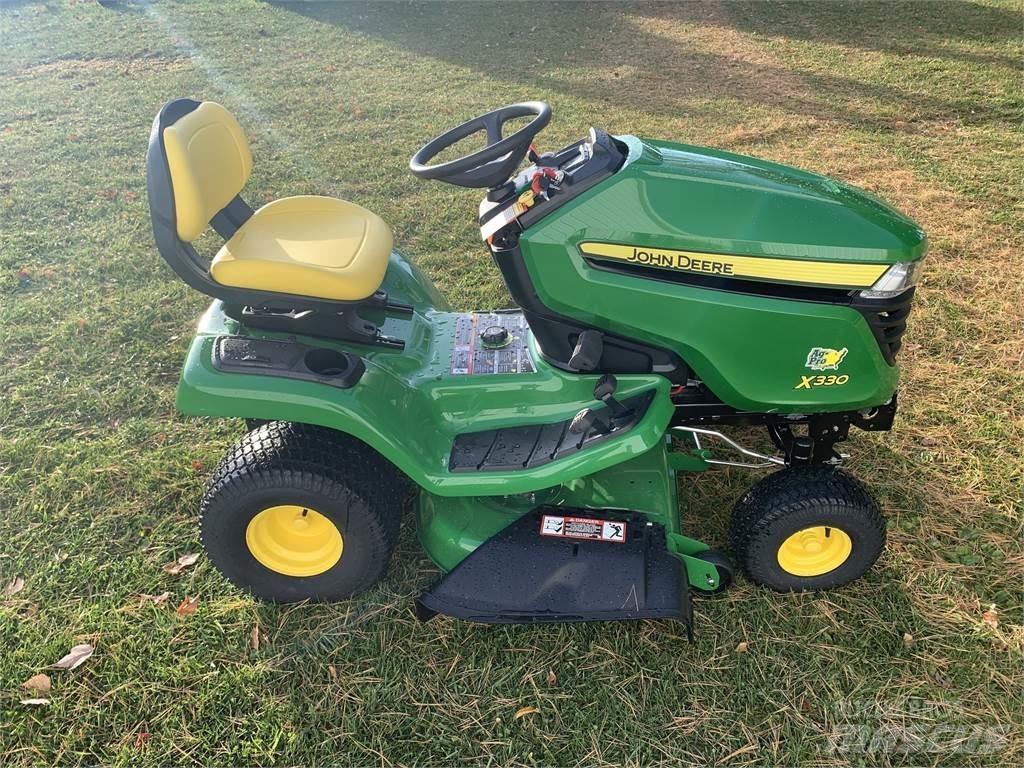 John Deere X330 Compact tractors