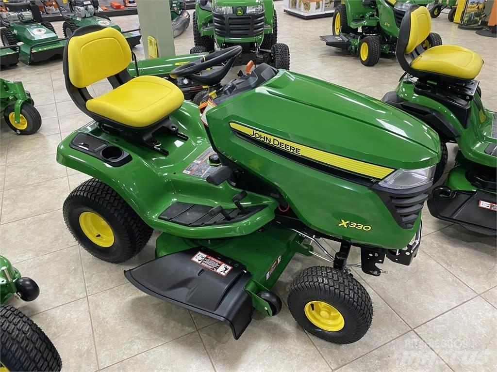 John Deere X330 Compact tractors