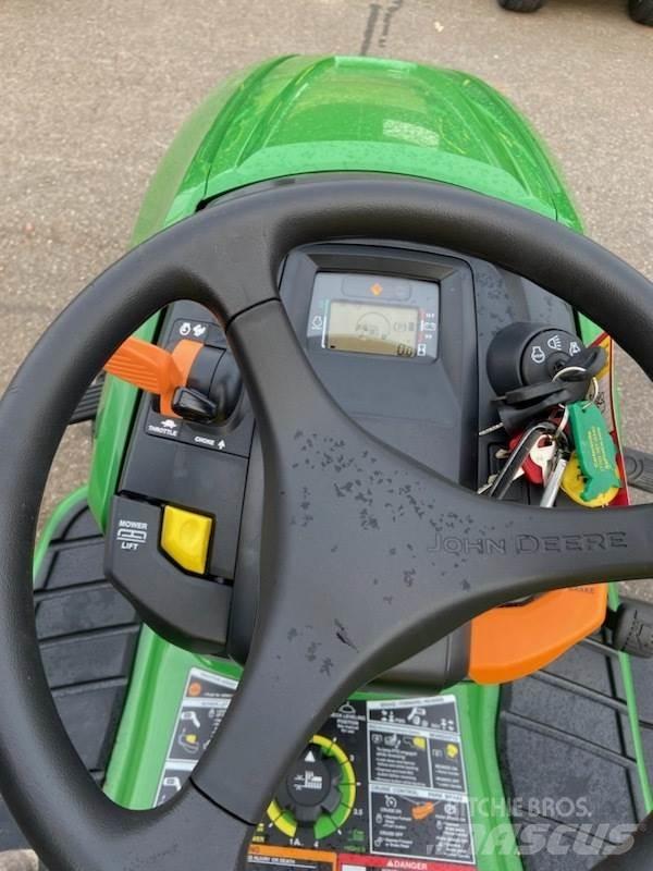 John Deere X350 Compact tractors