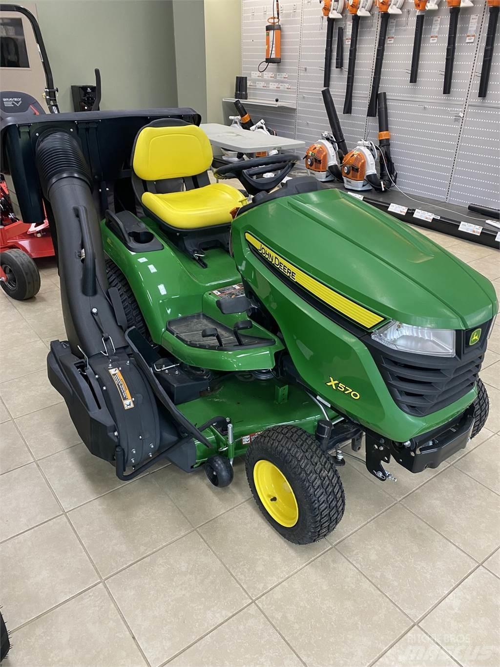 John Deere X570 Compact tractors