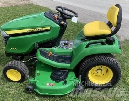 John Deere X570 Compact tractors
