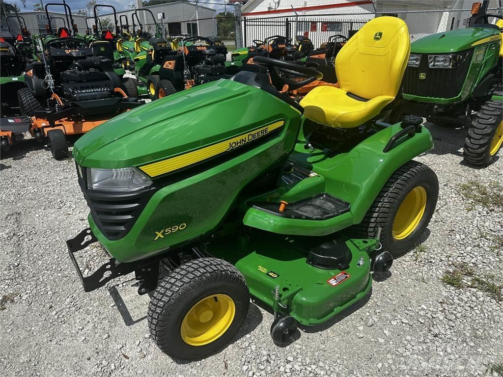 John Deere X590 Compact tractors