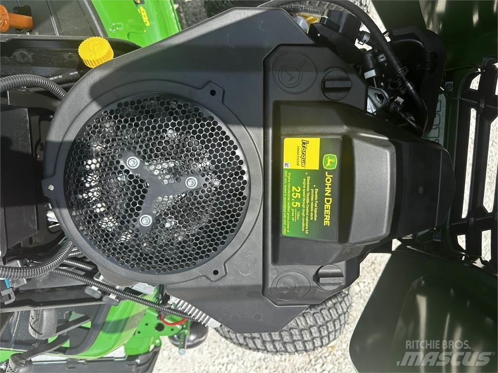 John Deere X590 Compact tractors