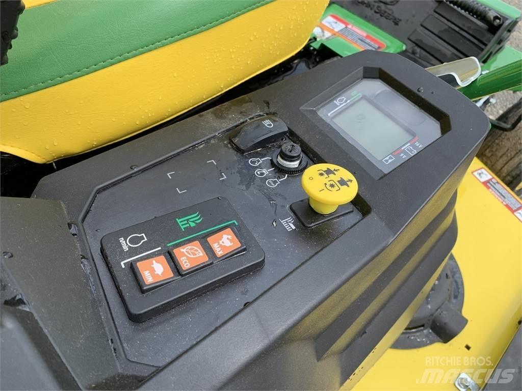 John Deere Z545R Zero turn mowers