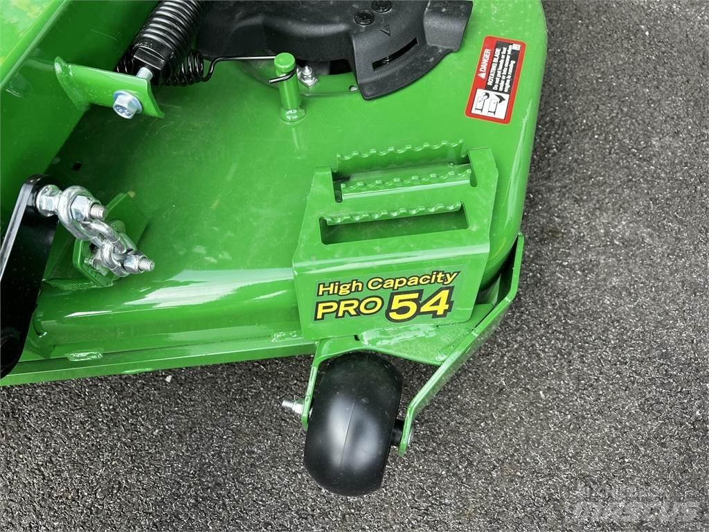 John Deere Z730M Zero turn mowers