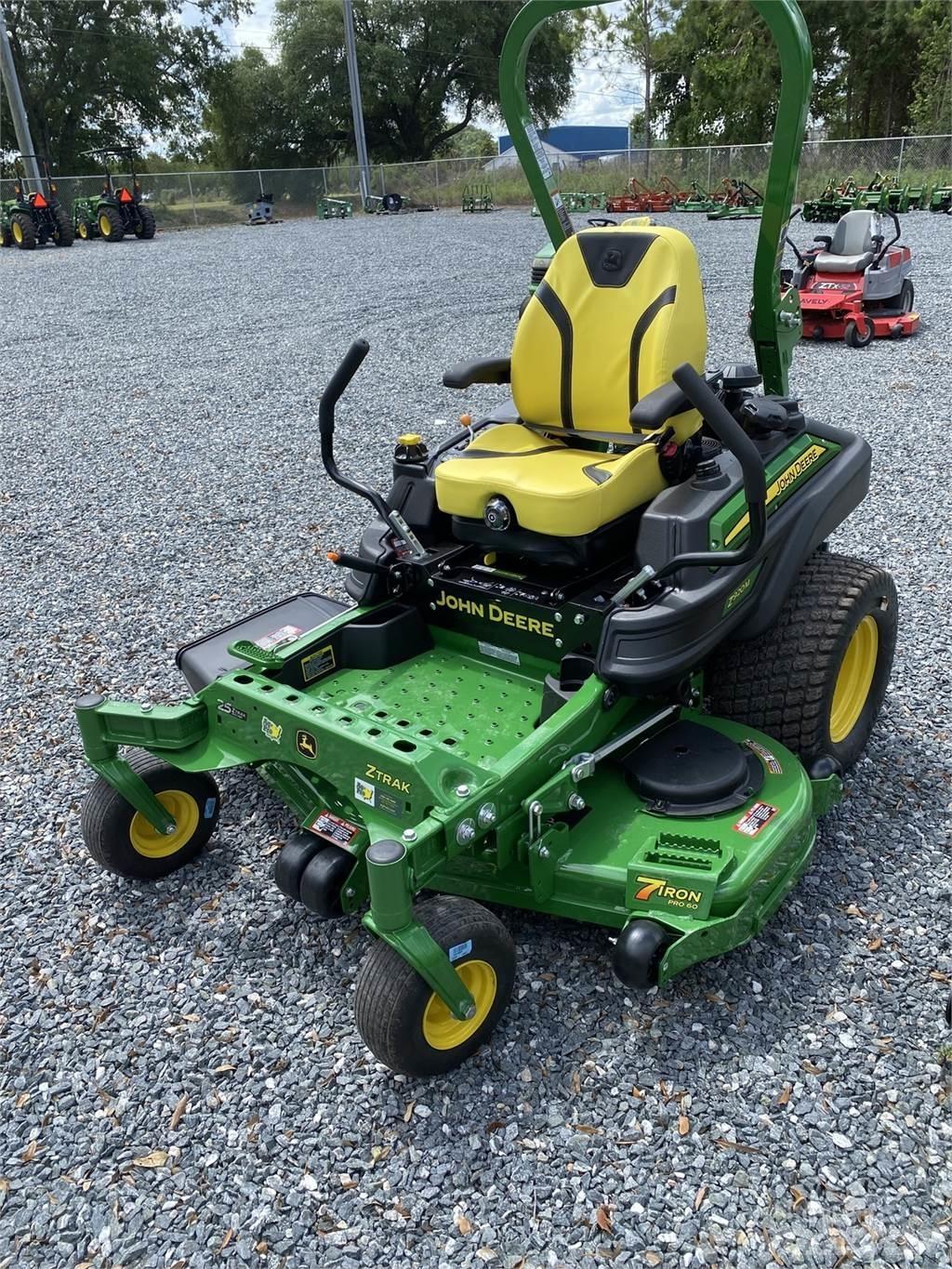 John Deere Z920M Zero turn mowers