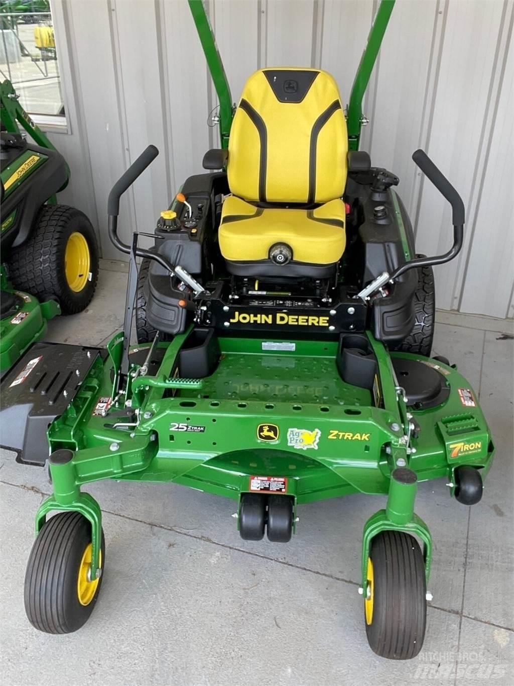 John Deere Z930M Zero turn mowers