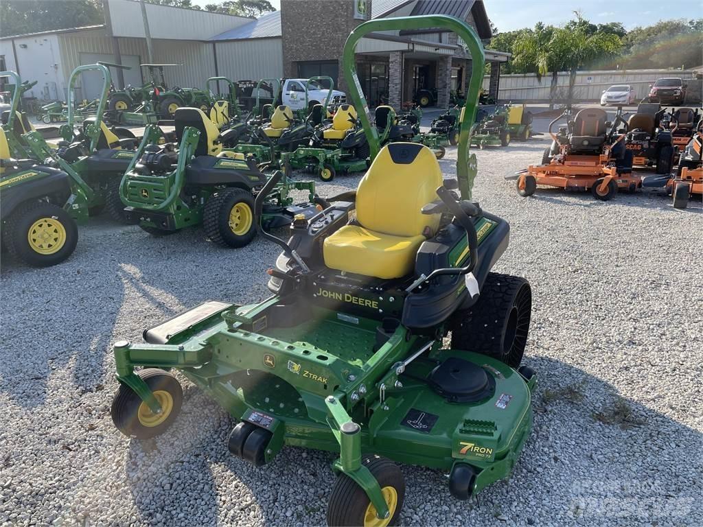 John Deere Z950M Zero turn mowers