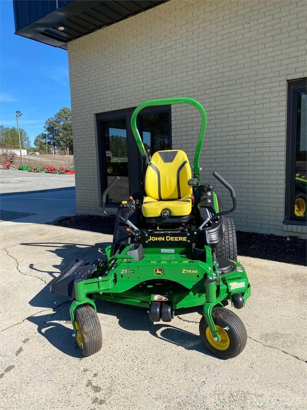 John Deere Z950M Zero turn mowers