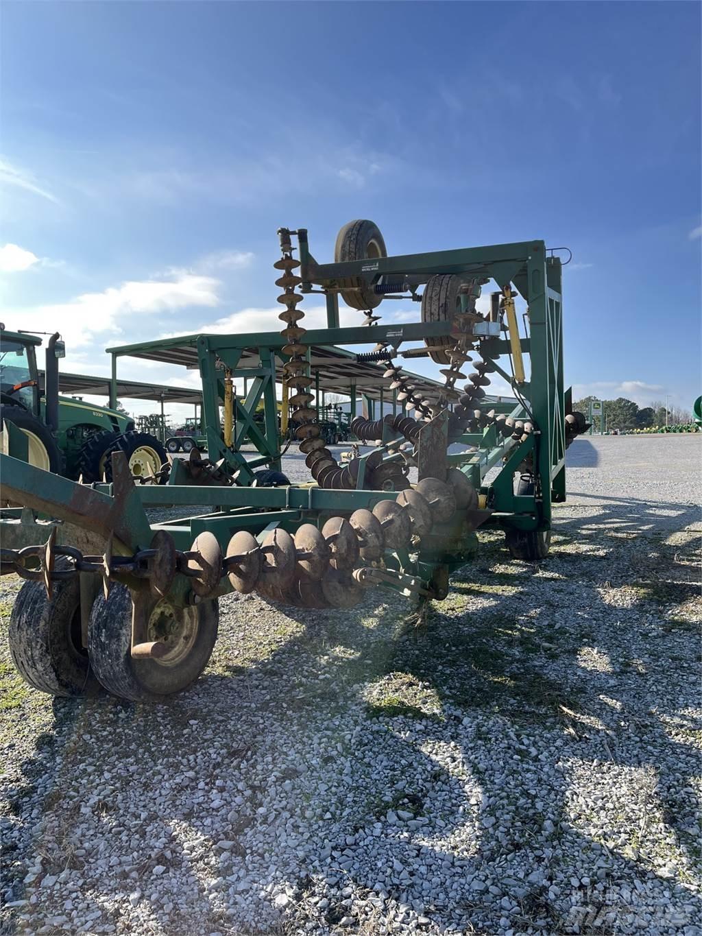 Kelly 45R Disc harrows