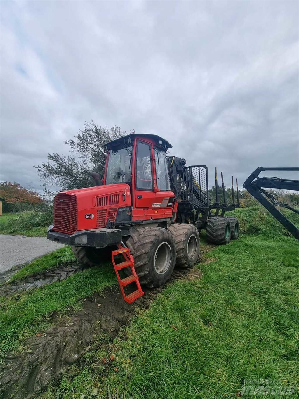 Komatsu 845 Forwarders