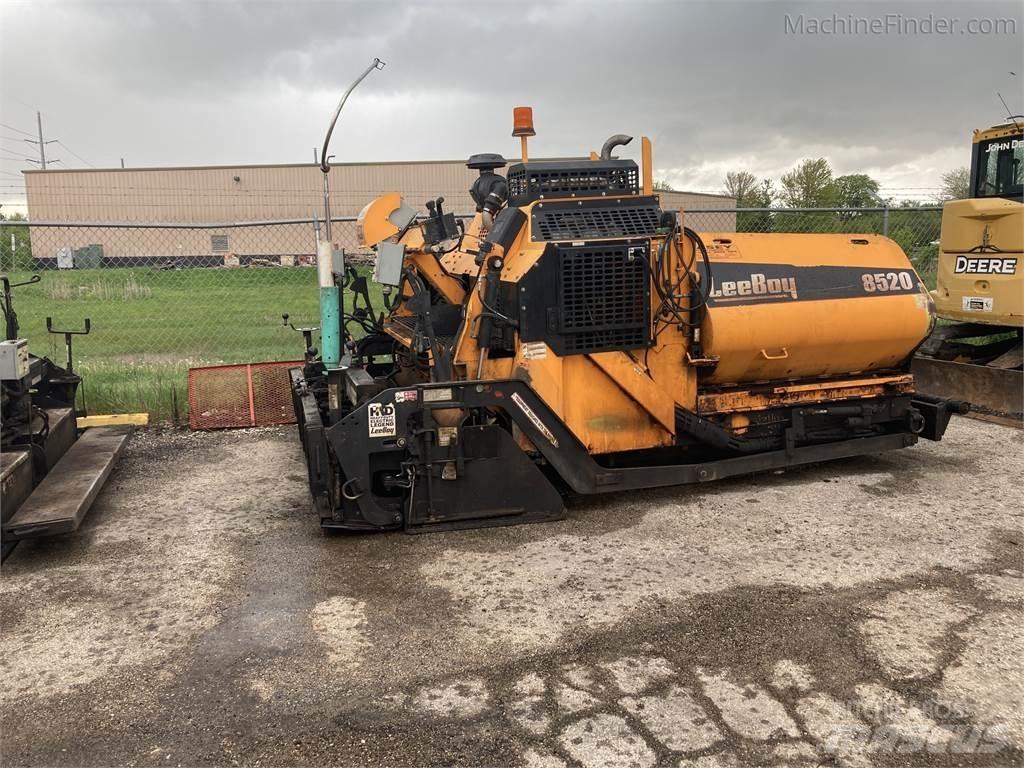 LeeBoy 8520 Asphalt pavers