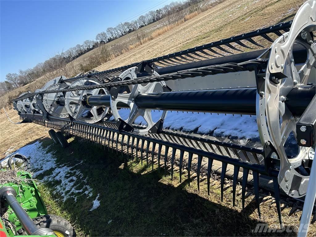 MacDon FD240 Combine harvester accessories