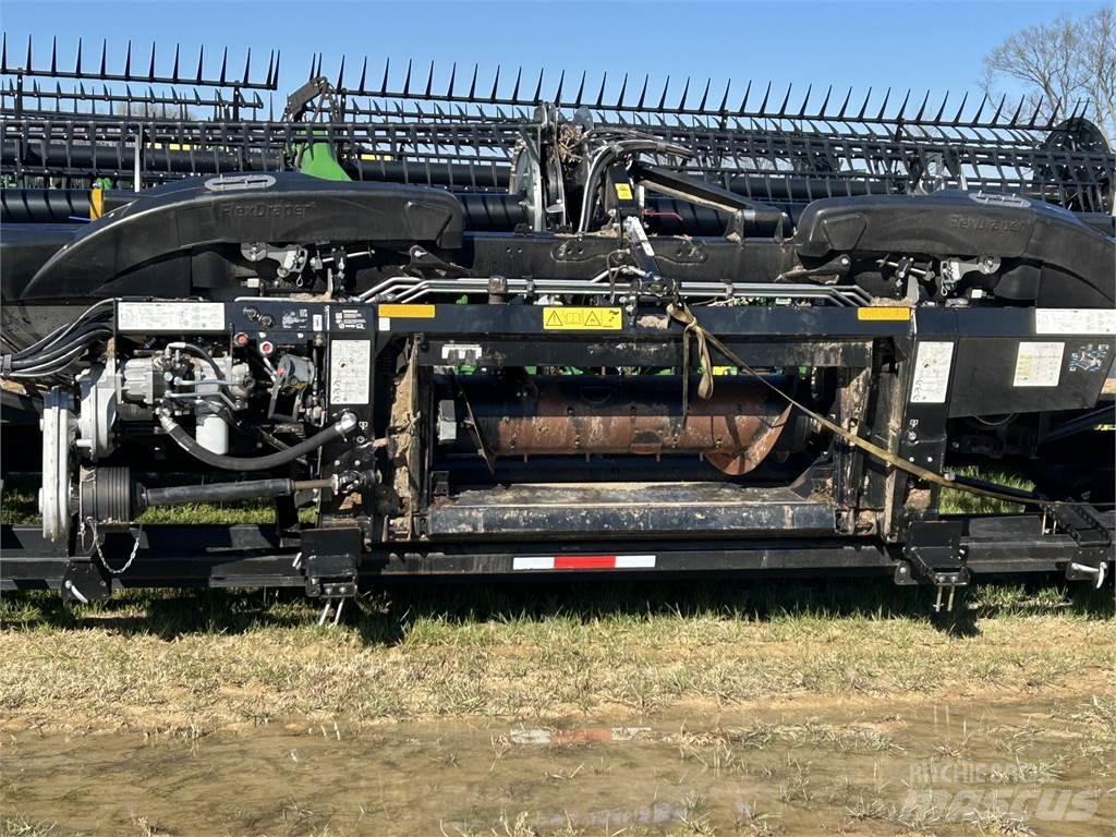 MacDon FD240 Combine harvester accessories