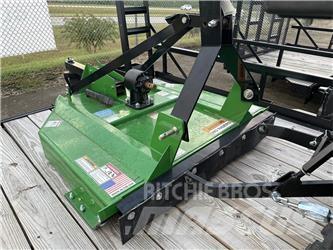 Titan 1204 Bale shredders, cutters and unrollers
