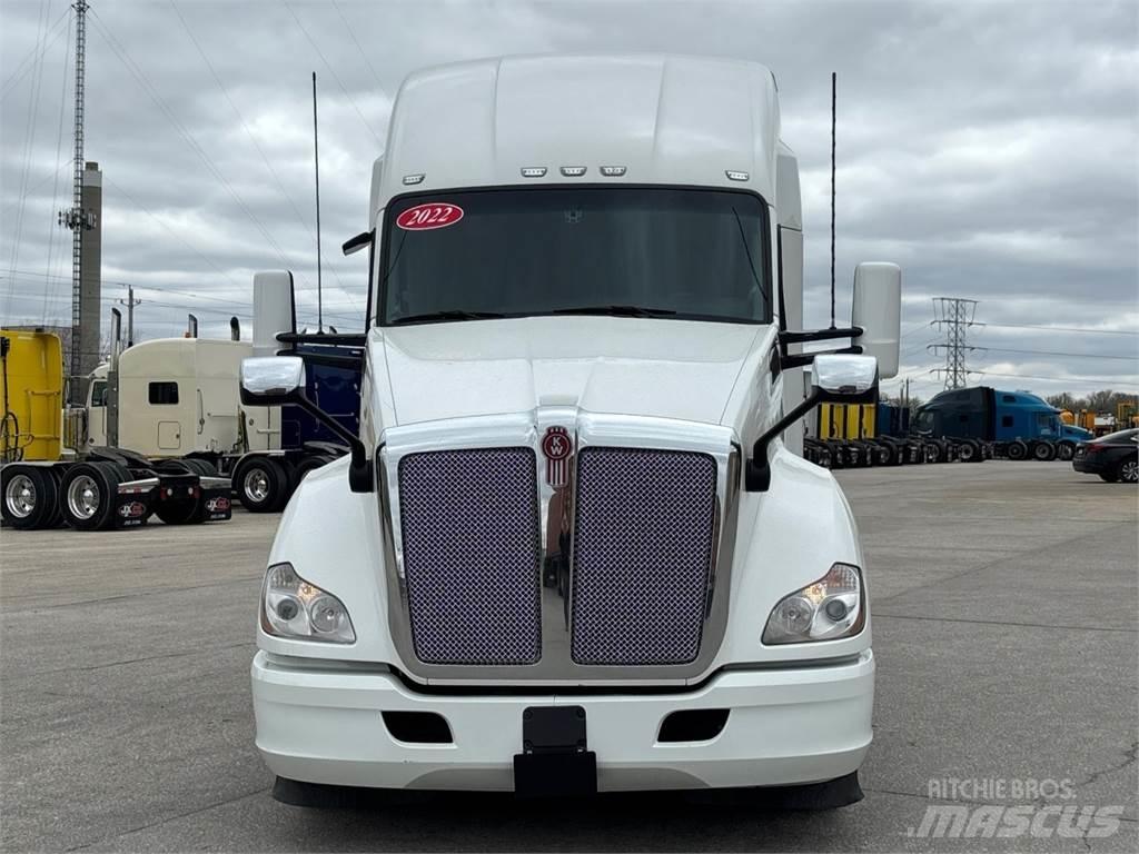 Kenworth T680 Prime Movers