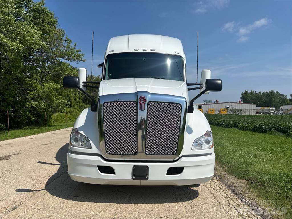 Kenworth T680 Prime Movers
