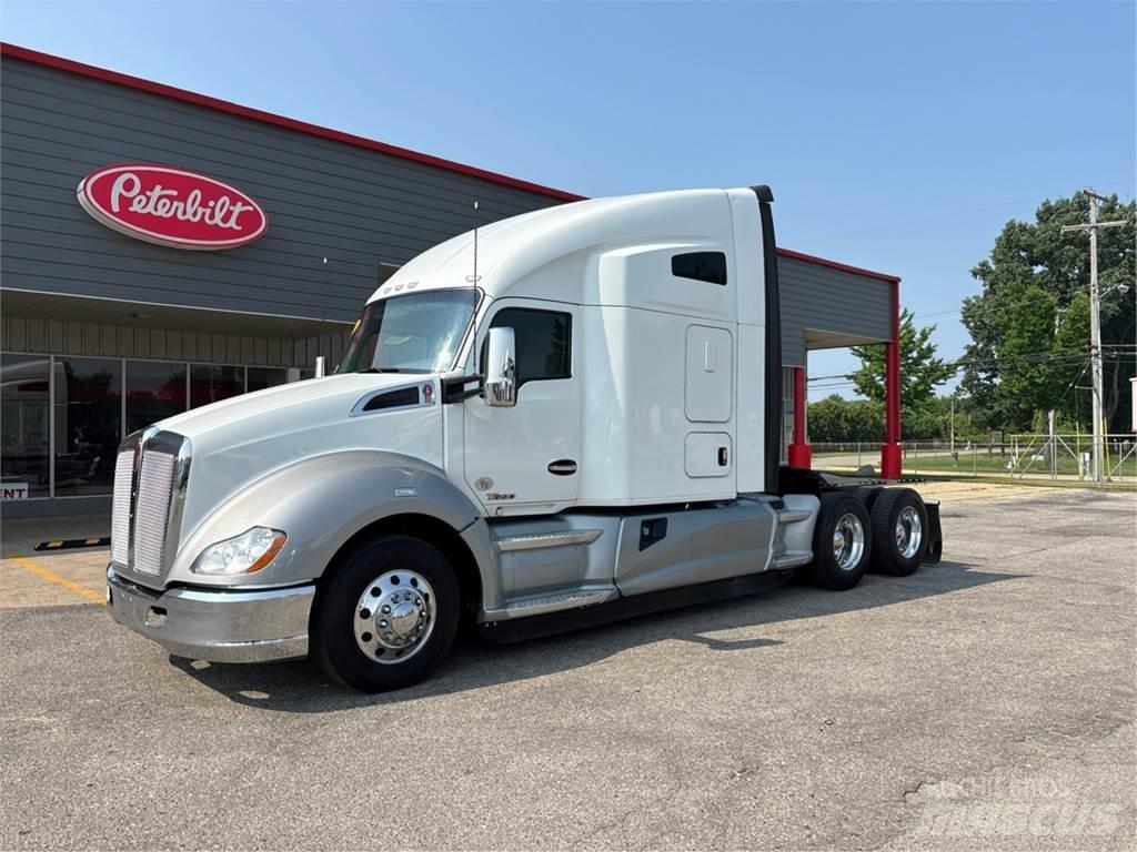 Kenworth T680 Prime Movers