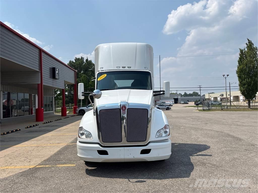 Kenworth T680 Prime Movers