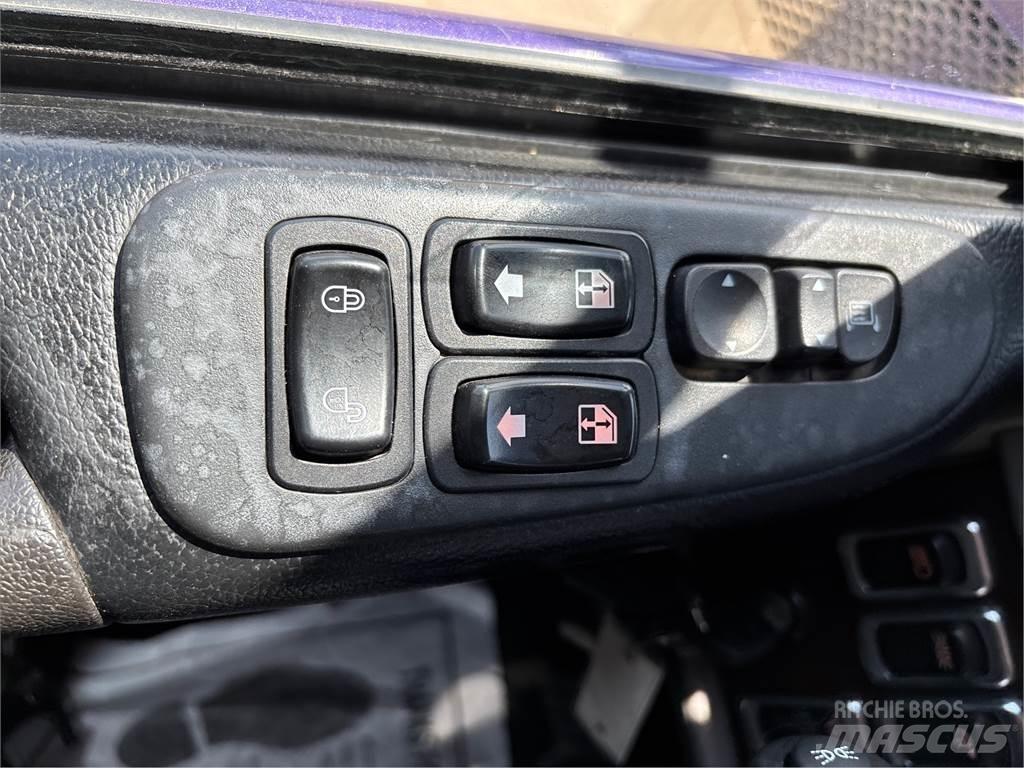 Peterbilt 389 Prime Movers