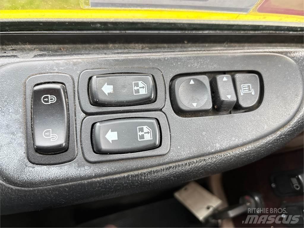 Peterbilt 389 Prime Movers
