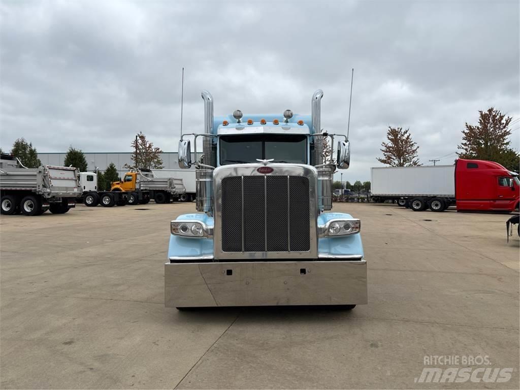 Peterbilt 389 Prime Movers