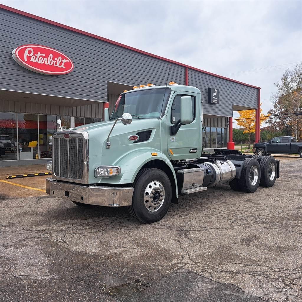 Peterbilt 567 Prime Movers
