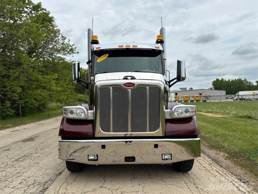 Peterbilt 567 Prime Movers