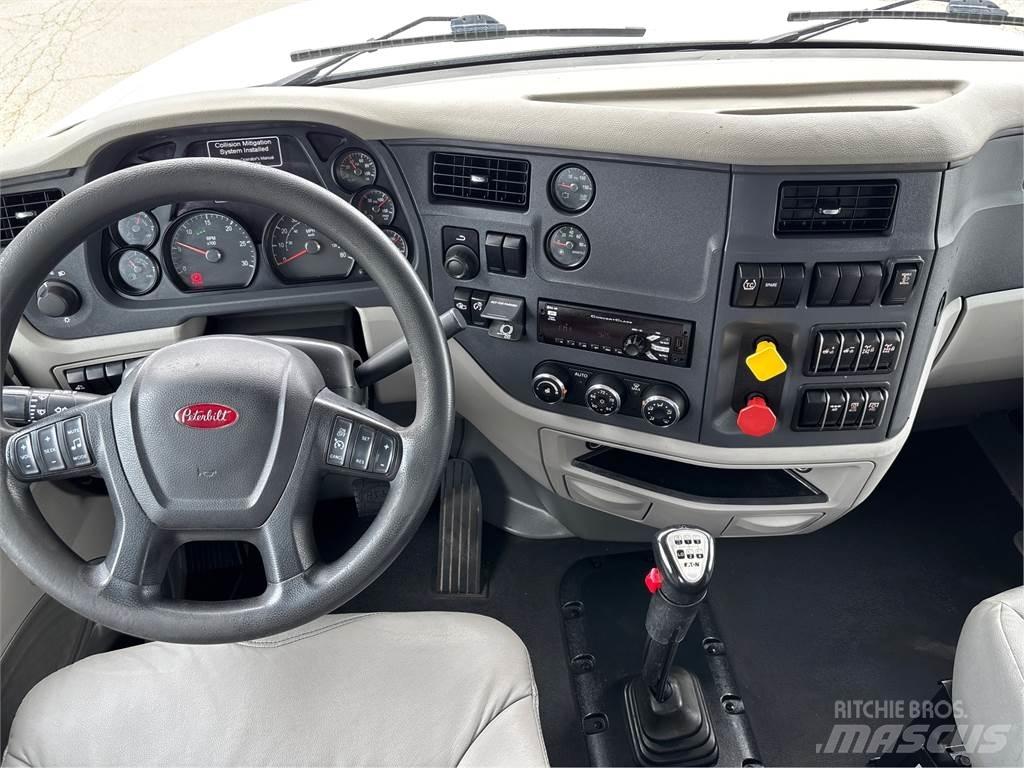 Peterbilt 567 Prime Movers