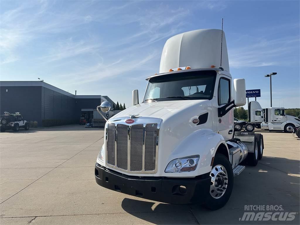 Peterbilt 579 Prime Movers
