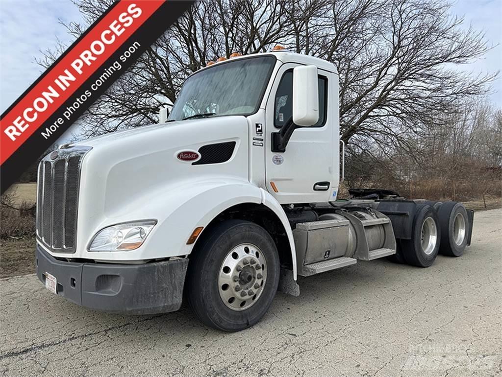 Peterbilt 579 Prime Movers