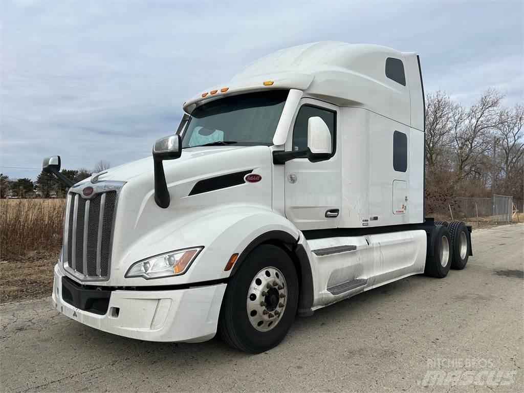 Peterbilt 579 Prime Movers