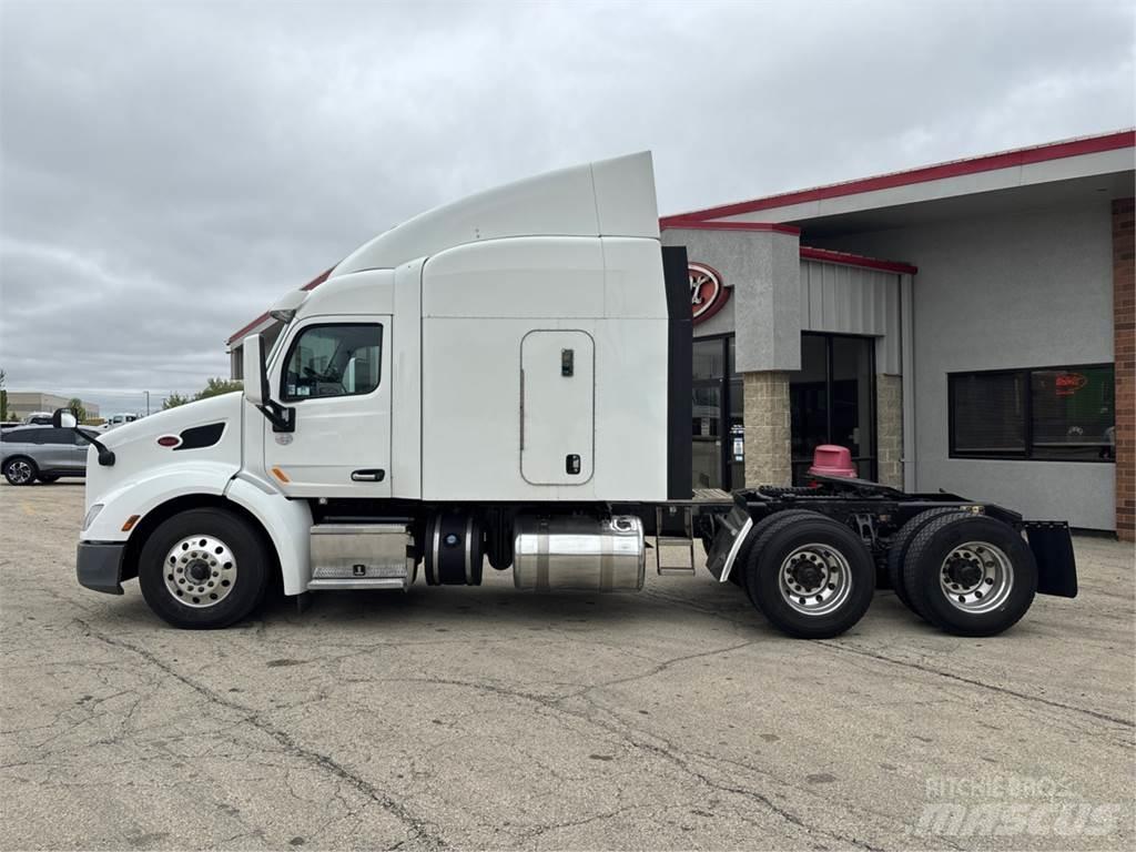 Peterbilt 579 Prime Movers