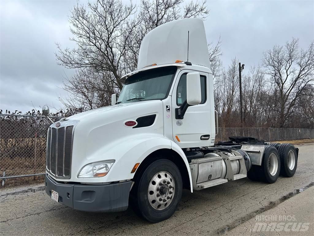 Peterbilt 579 Prime Movers