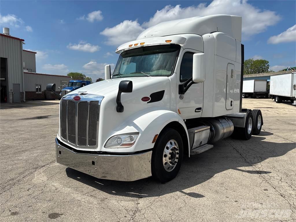Peterbilt 579 Prime Movers