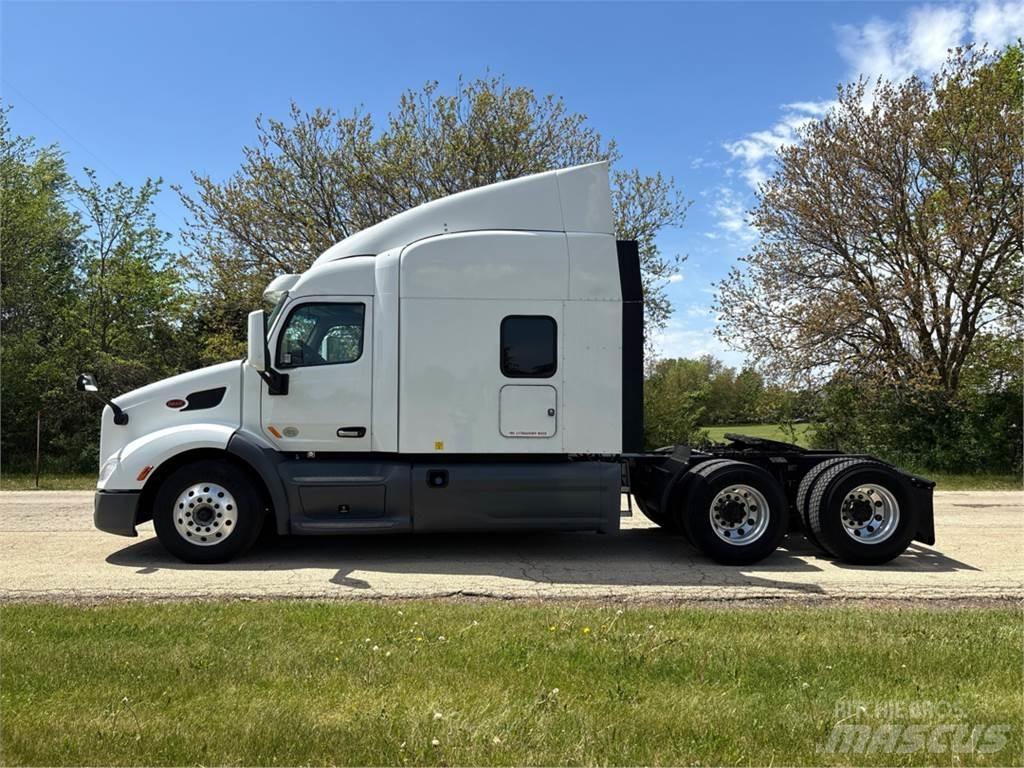 Peterbilt 579 Prime Movers