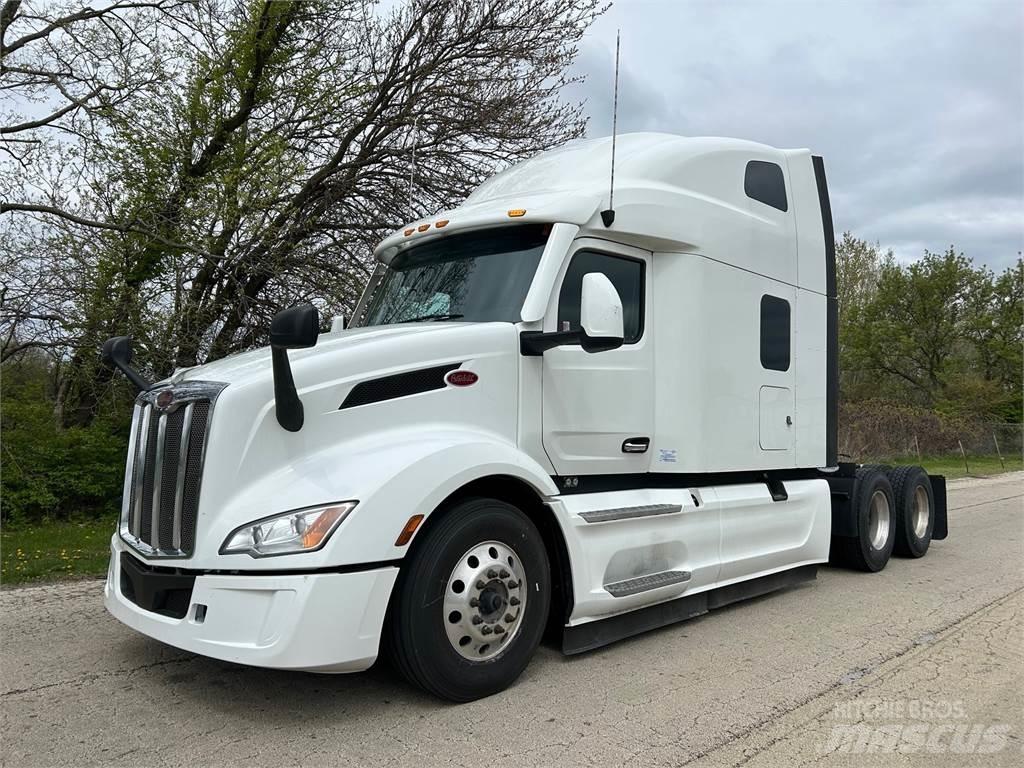 Peterbilt 579 Prime Movers