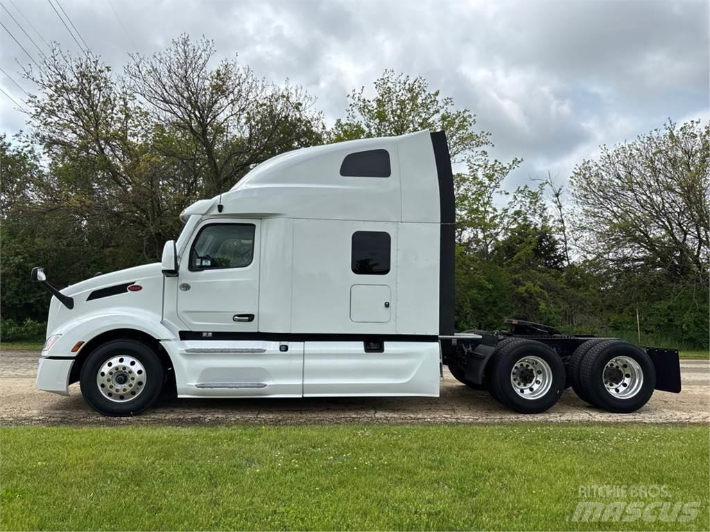 Peterbilt 579 Prime Movers
