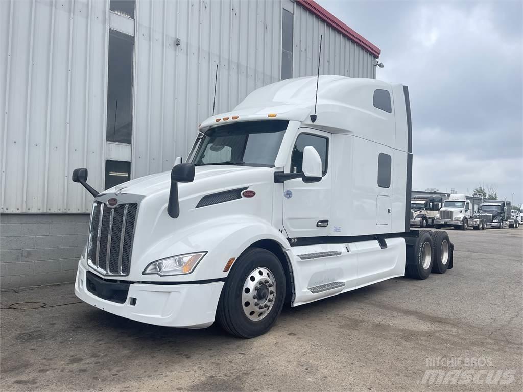 Peterbilt 579 Prime Movers
