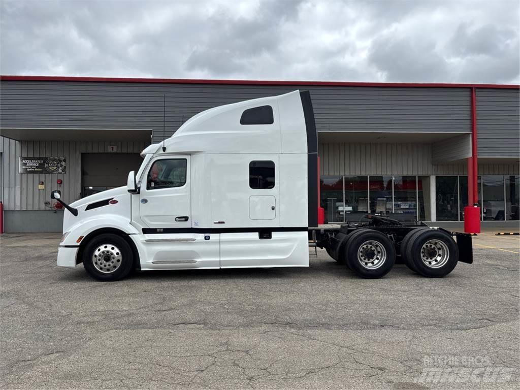 Peterbilt 579 Prime Movers