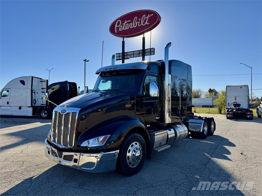 Peterbilt 579 Prime Movers